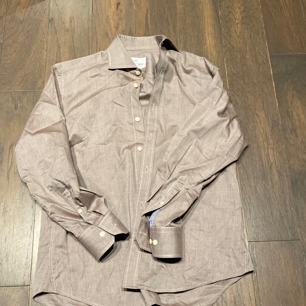 Men’s shirt//slim fitting//light fabric